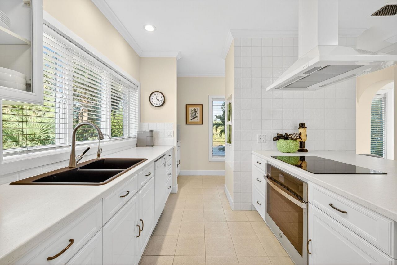 1987 My Tern Ct, Sanibel, FL 33957 Photo