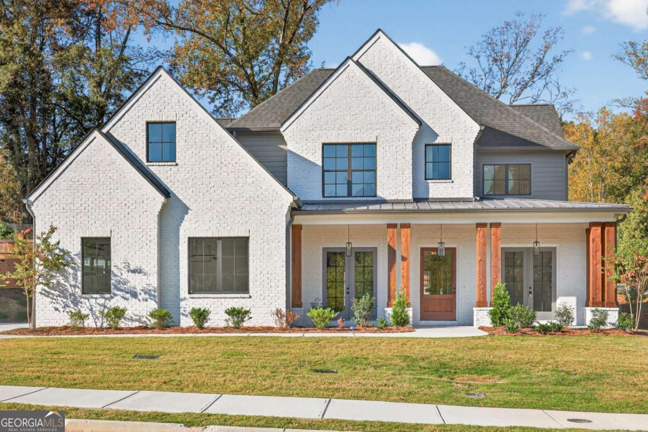 3906 Town Farms Drive, Peachtree Corners, GA 30092 Main Photo