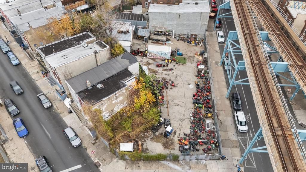 2724 38 Kensington Avenue, Philadelphia, PA 19134 Main Photo