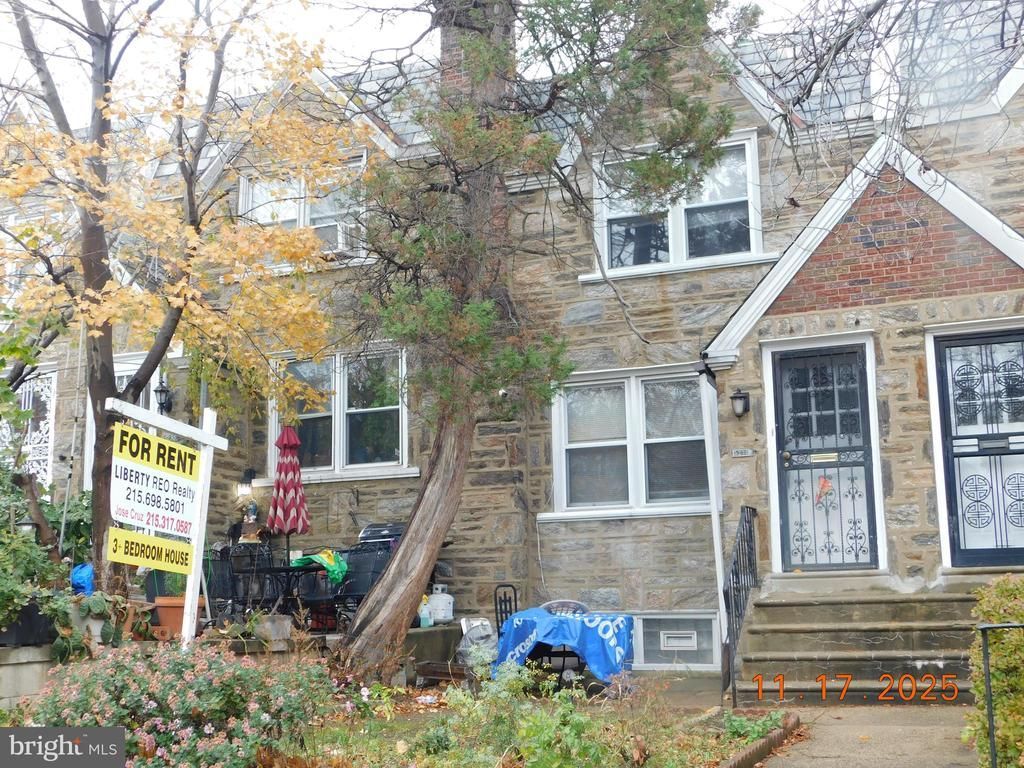 5233 Westford Road, Philadelphia, PA 19120 Main Photo
