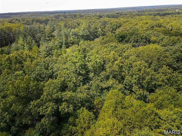 1811 Hendricks Road, Robertsville, MO 63072