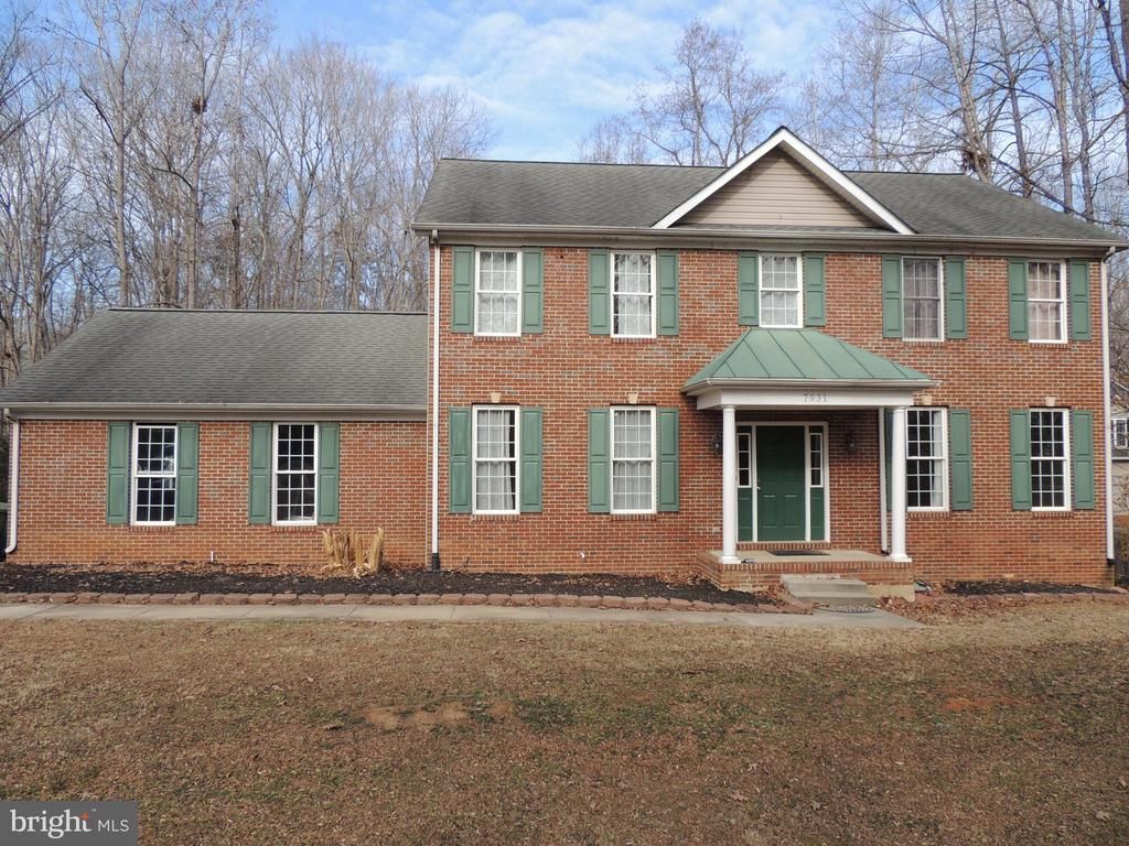 7931 E Robert E Lee Court, Spotsylvania, VA 22551 Main Photo