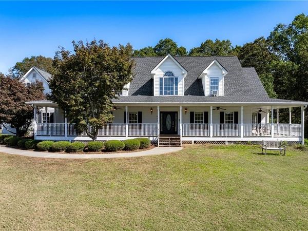 422 Blessings Lane, Nicholson, GA 30565