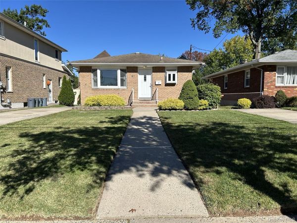 61 Natick Street, Staten Island, NY 10306