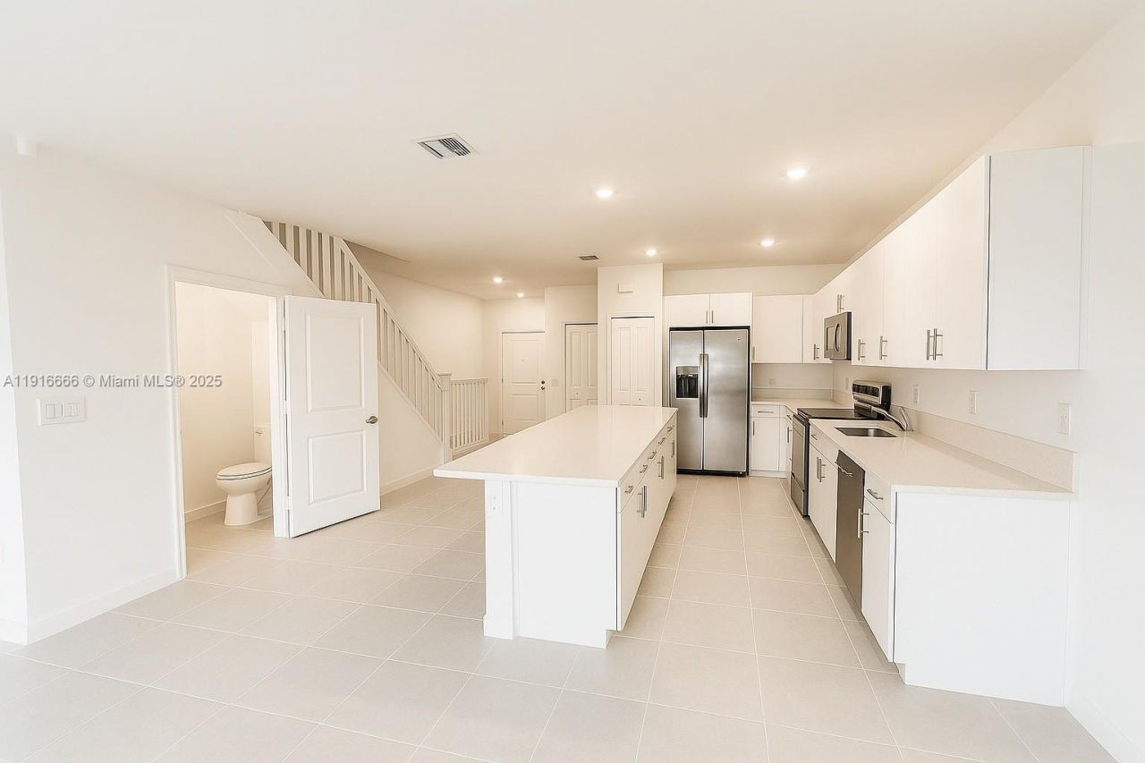 25564 SW 108th Ave, Homestead, FL 33032 Photo