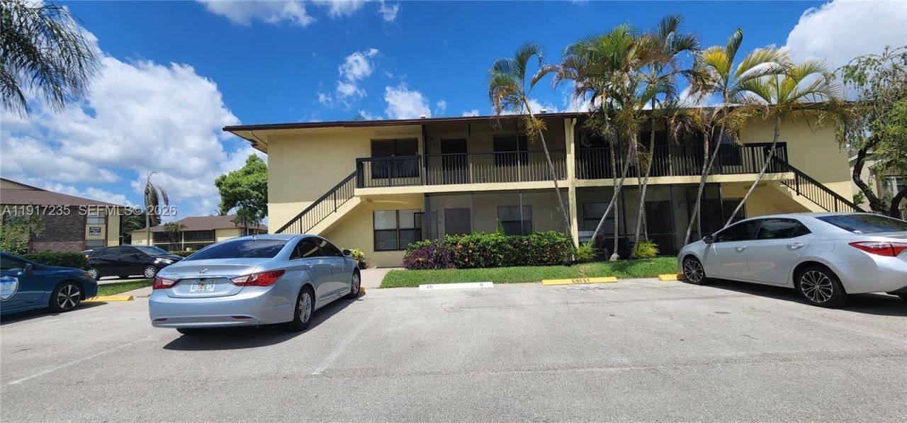 10029 Winding Lake Rd, Unit 201, Sunrise, FL 33351 Photo