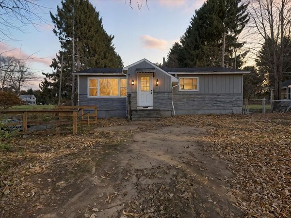 9470 Peck Road, Greenville, MI 48838