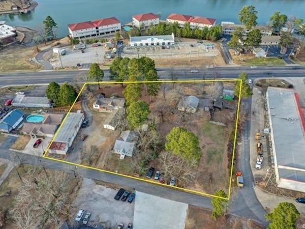 1347,1349,1369 Airport, Hot Springs, AR 71913