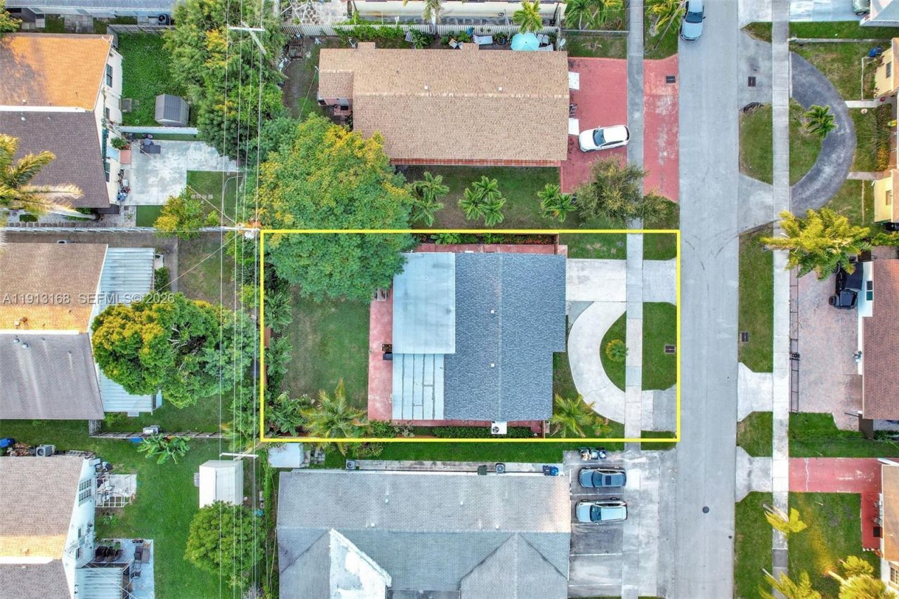 1012 NE 2nd Street, Hallandale Beach, FL 33009 Photo