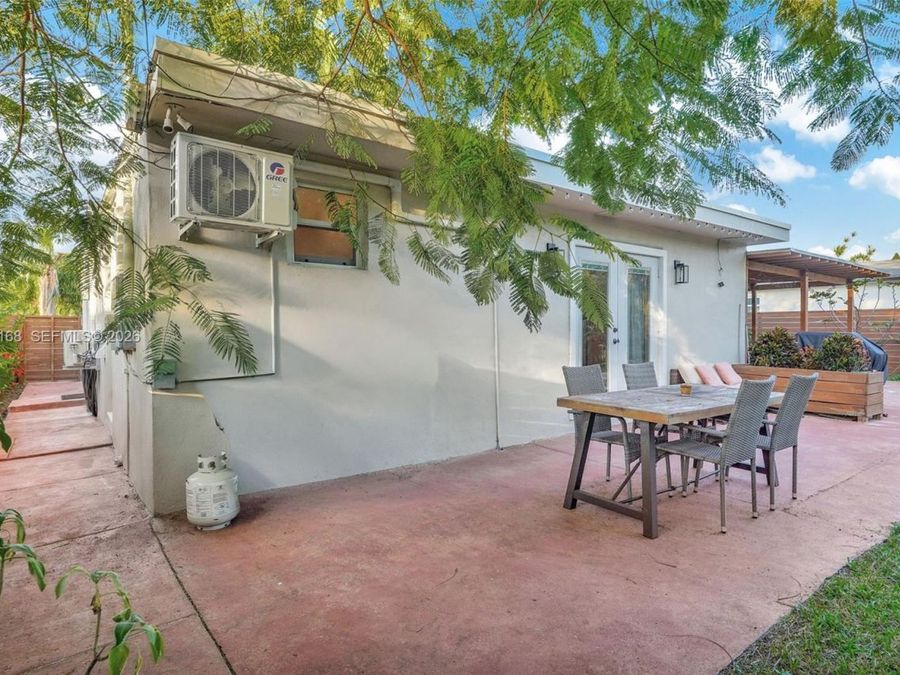 Property Image 61