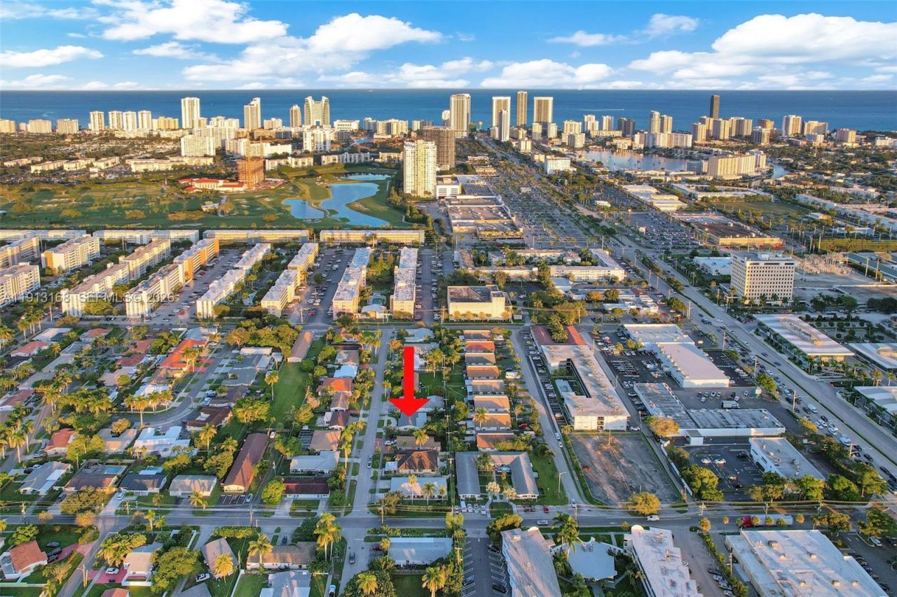 1012 NE 2nd Street, Hallandale Beach, FL 33009 Photo