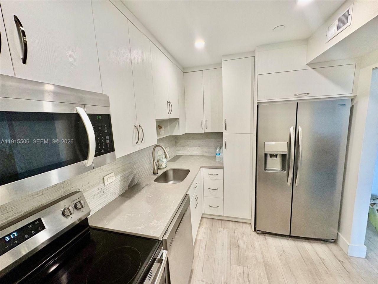 20515 E Country Club Dr, Unit 147, Aventura, FL 33180 Photo