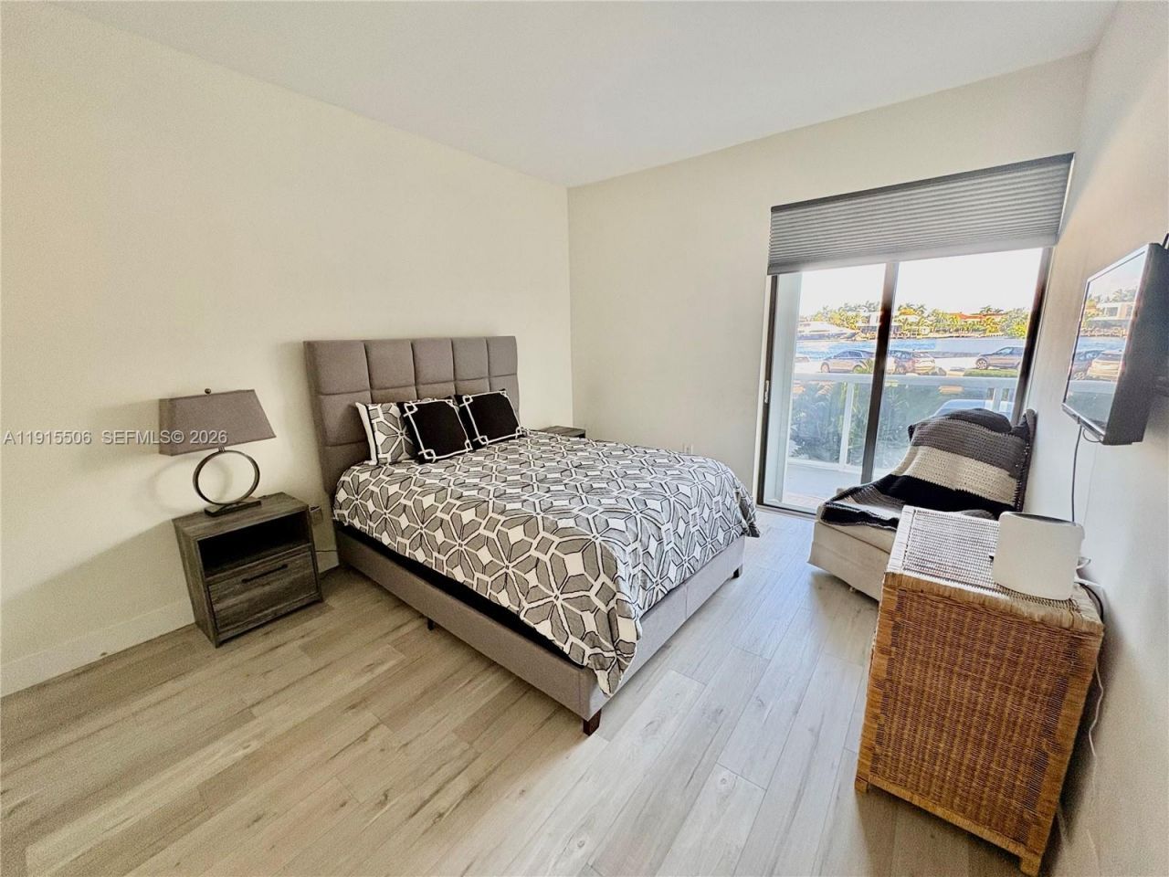 20515 E Country Club Dr, Unit 147, Aventura, FL 33180 Photo