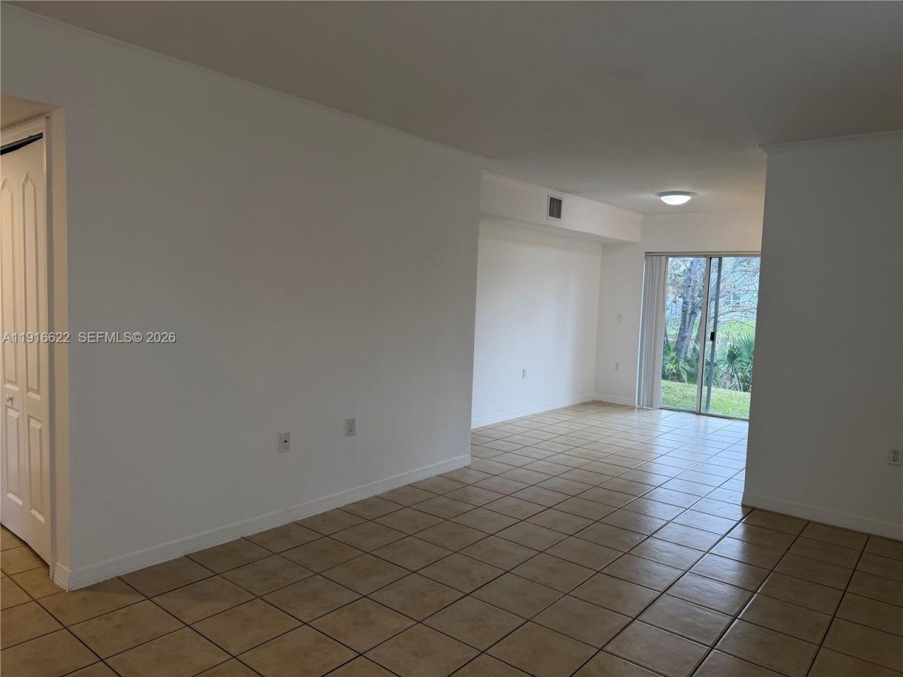 2199 NW 77th Way, Unit 104, Pembroke Pines, FL 33024 Photo