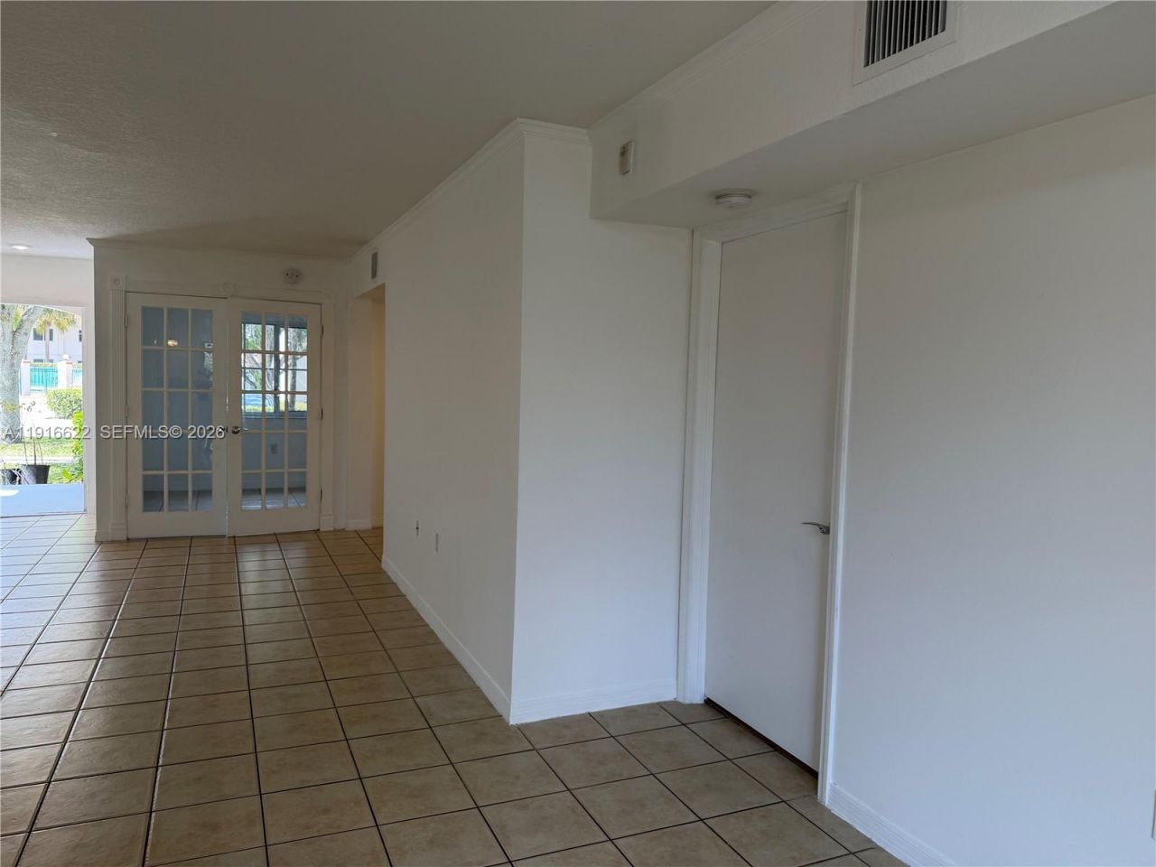 2199 NW 77th Way, Unit 104, Pembroke Pines, FL 33024 Photo