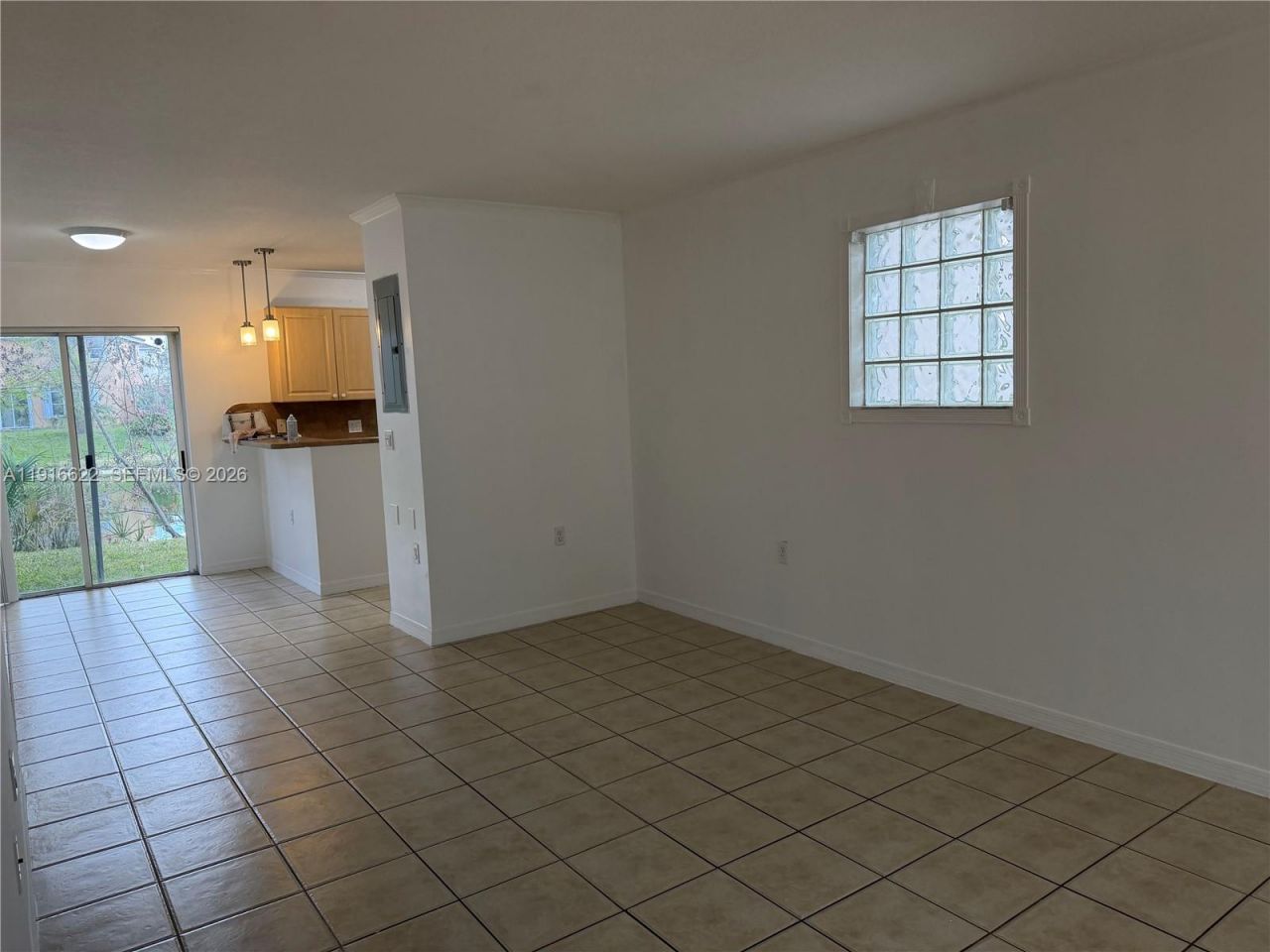 2199 NW 77th Way, Unit 104, Pembroke Pines, FL 33024 Photo