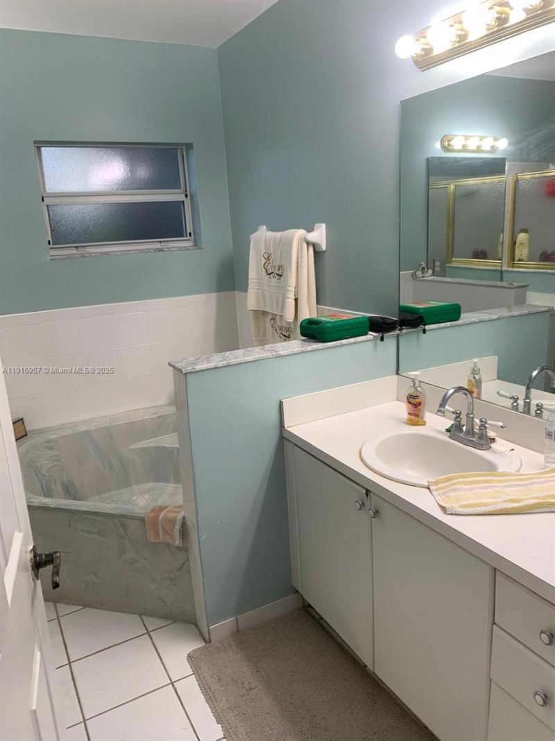 462 SE 23rd Dr, Homestead, FL 33033 Photo