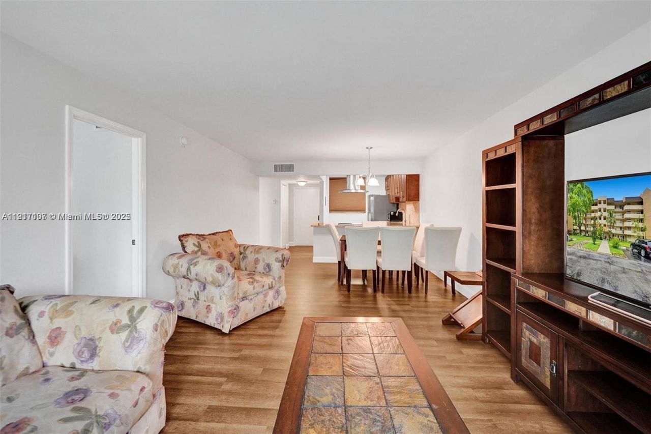 3801 Environ Blvd, Unit 214, Lauderhill, FL 33319 Photo