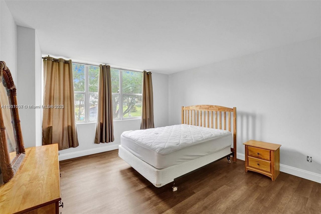 3801 Environ Blvd, Unit 214, Lauderhill, FL 33319 Photo