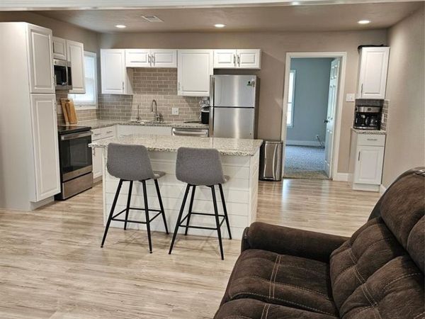 802 Brown Trail, Bedford, TX 76022