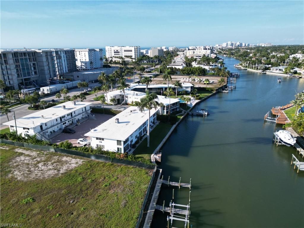 1550 Gulf Shore Blvd N, Unit W4, Naples, FL 34102 Photo