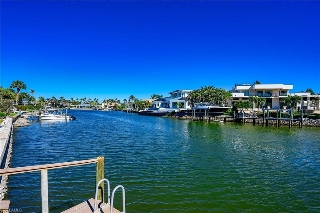 1550 Gulf Shore Blvd N, Unit W4, Naples, FL 34102 Photo