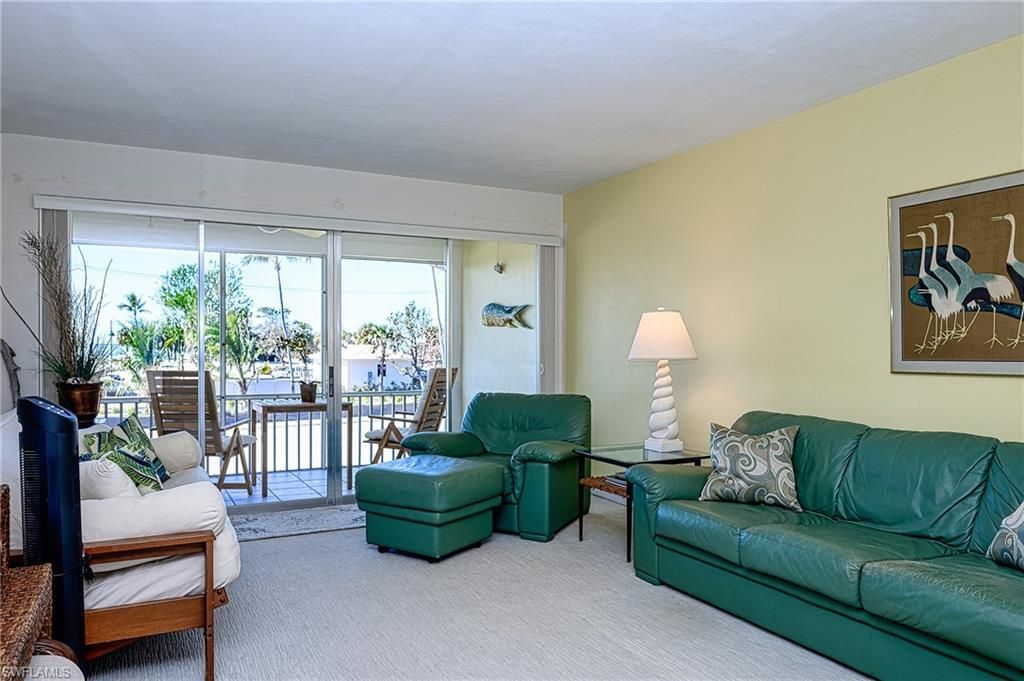 1550 Gulf Shore Blvd N, Unit W4, Naples, FL 34102 Photo