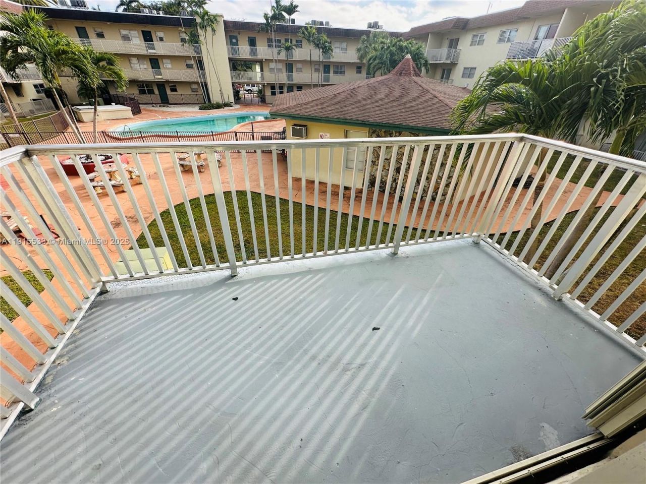 7505 SW 82nd St, Unit 211, Miami, FL 33143 Photo