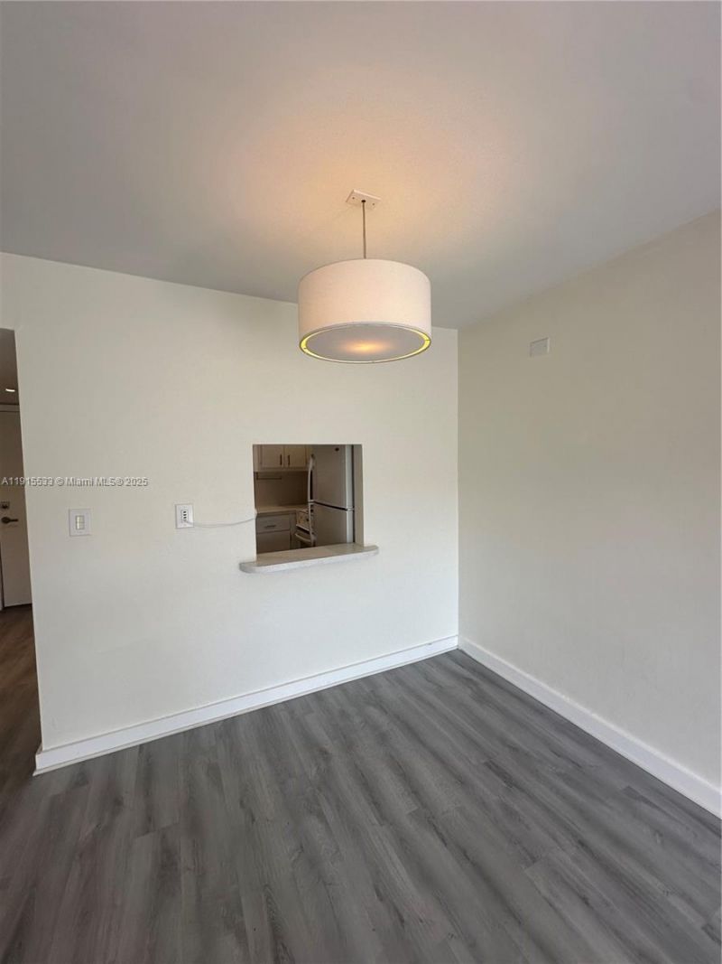 7505 SW 82nd St, Unit 211, Miami, FL 33143 Photo