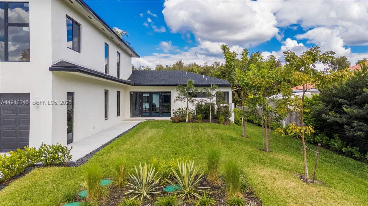 12061 NW 26th St, Plantation, FL 33323 Photo