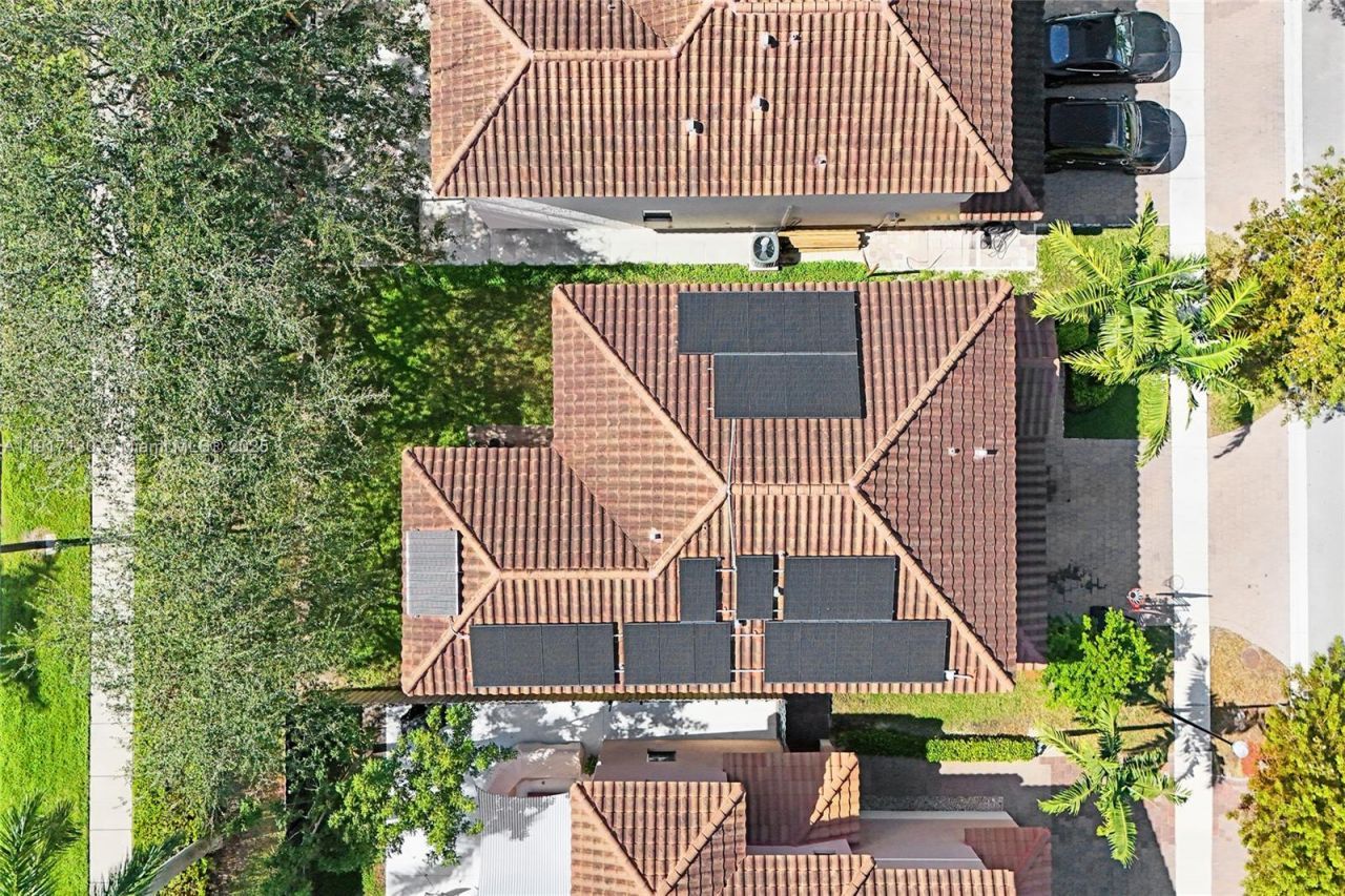 2502 NE 1st St, Homestead, FL 33033 Photo