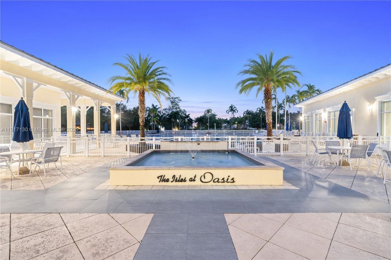 2502 NE 1st St, Homestead, FL 33033 Photo