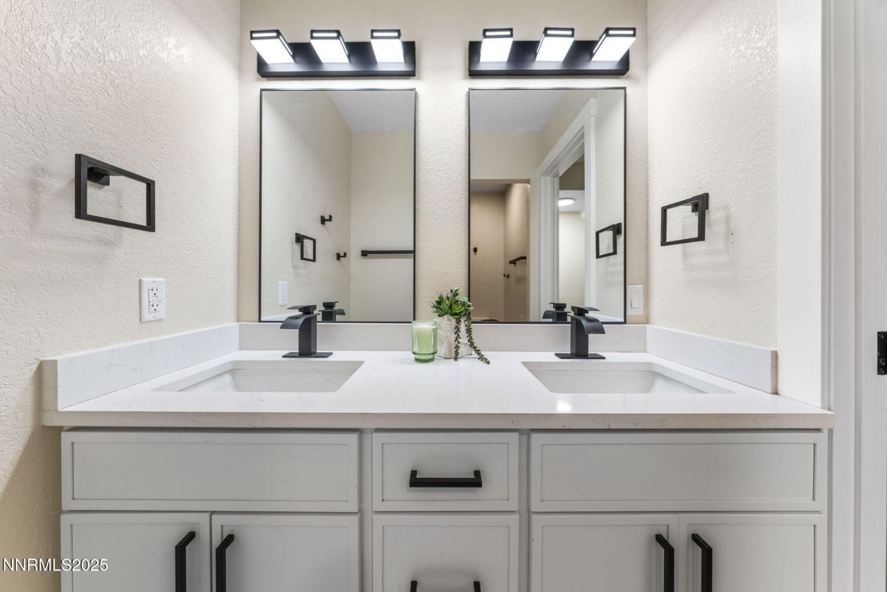 221 Lark Court, Unit 2, Incline Village, NV 89451 Photo