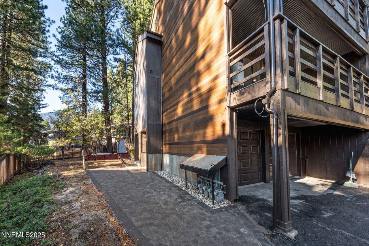 221 Lark Court, Unit 2, Incline Village, NV 89451 Photo