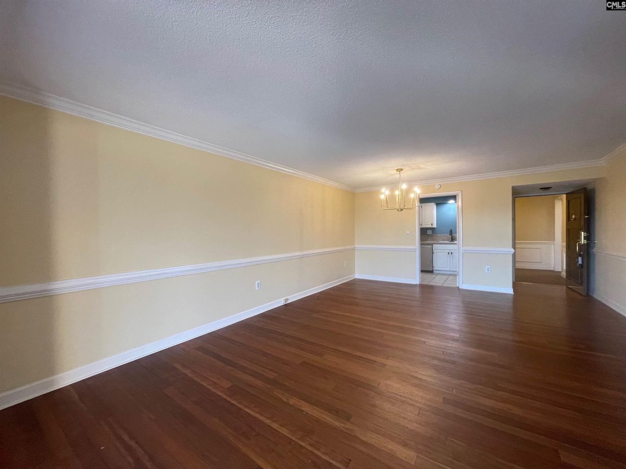 1825 Saint Julian Place Photo 12