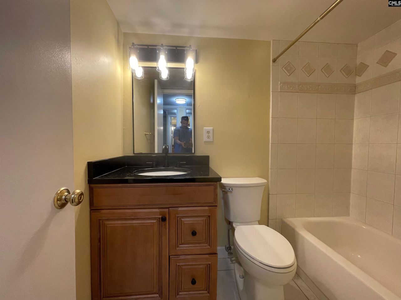 1825 Saint Julian Place Photo 32