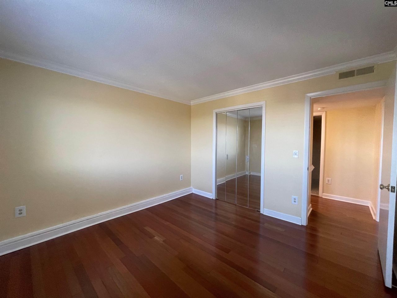 1825 Saint Julian Place Photo 36