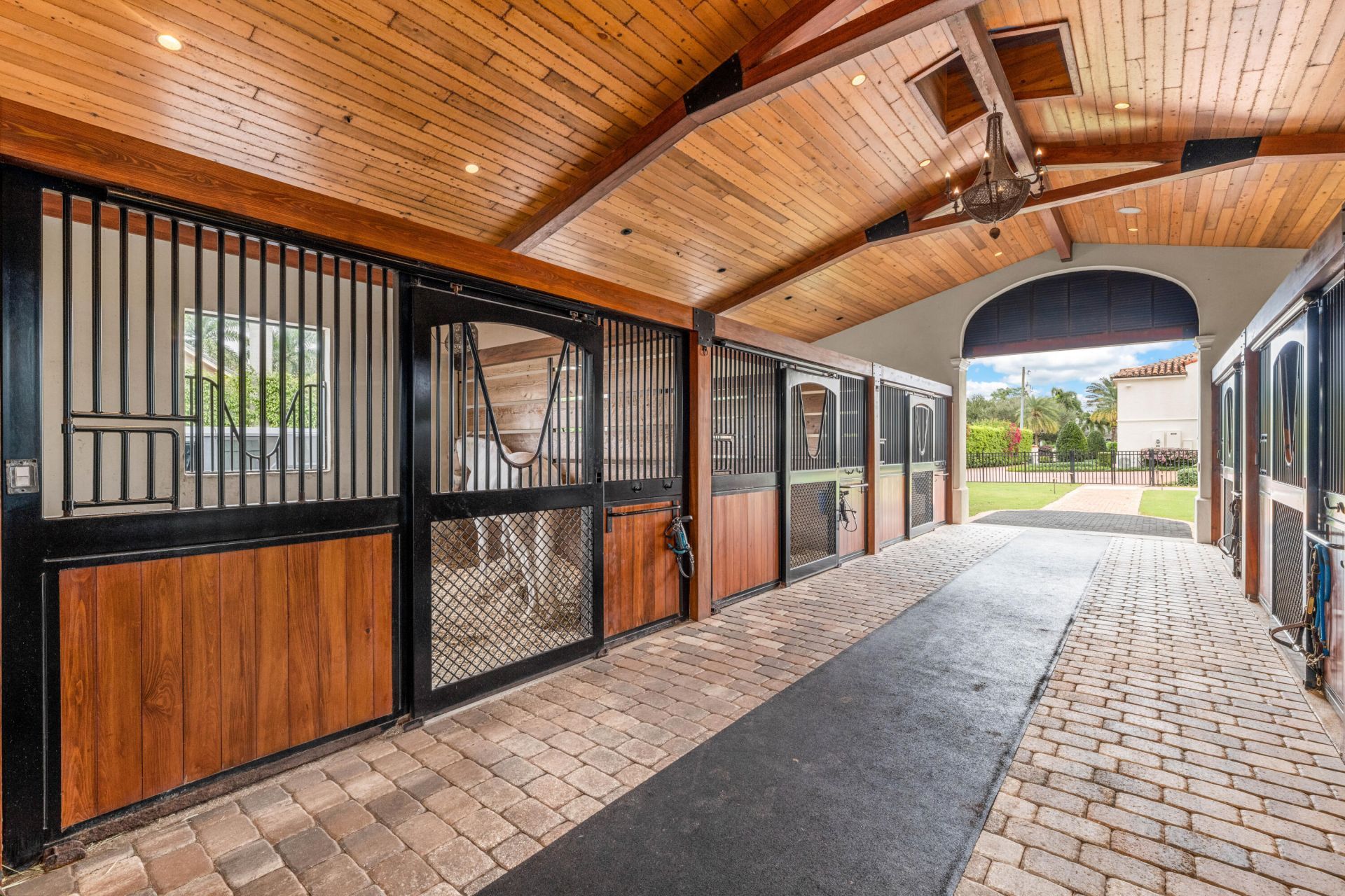 2312 Appaloosa Trail, Wellington, FL 33414 Photo