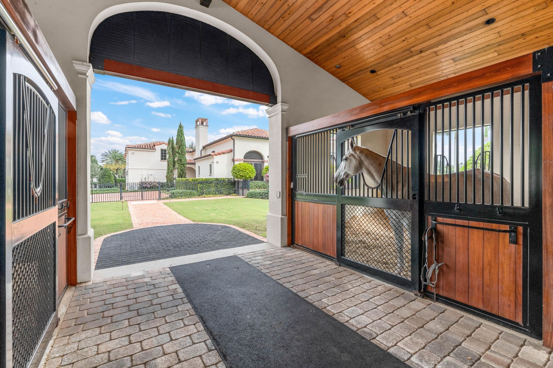 2312 Appaloosa Trail, Wellington, FL 33414 Photo