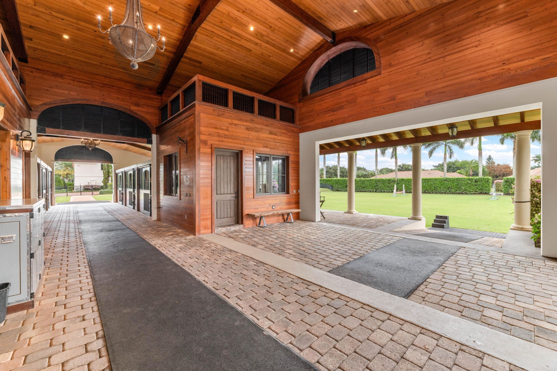 2312 Appaloosa Trail, Wellington, FL 33414 Photo