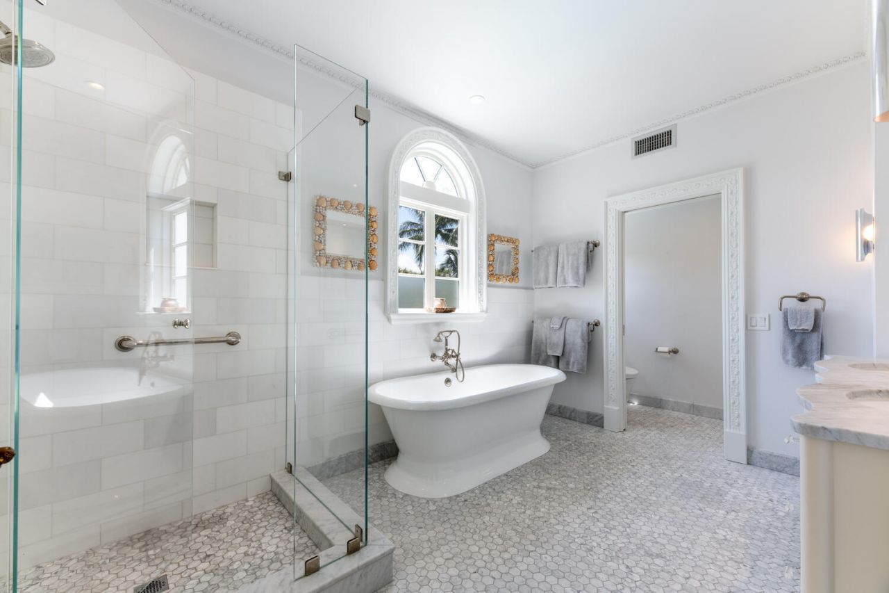 130 Brazilian Avenue, Palm Beach, FL 33480 Photo