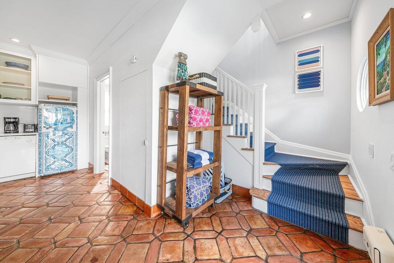 130 Brazilian Avenue, Palm Beach, FL 33480 Photo