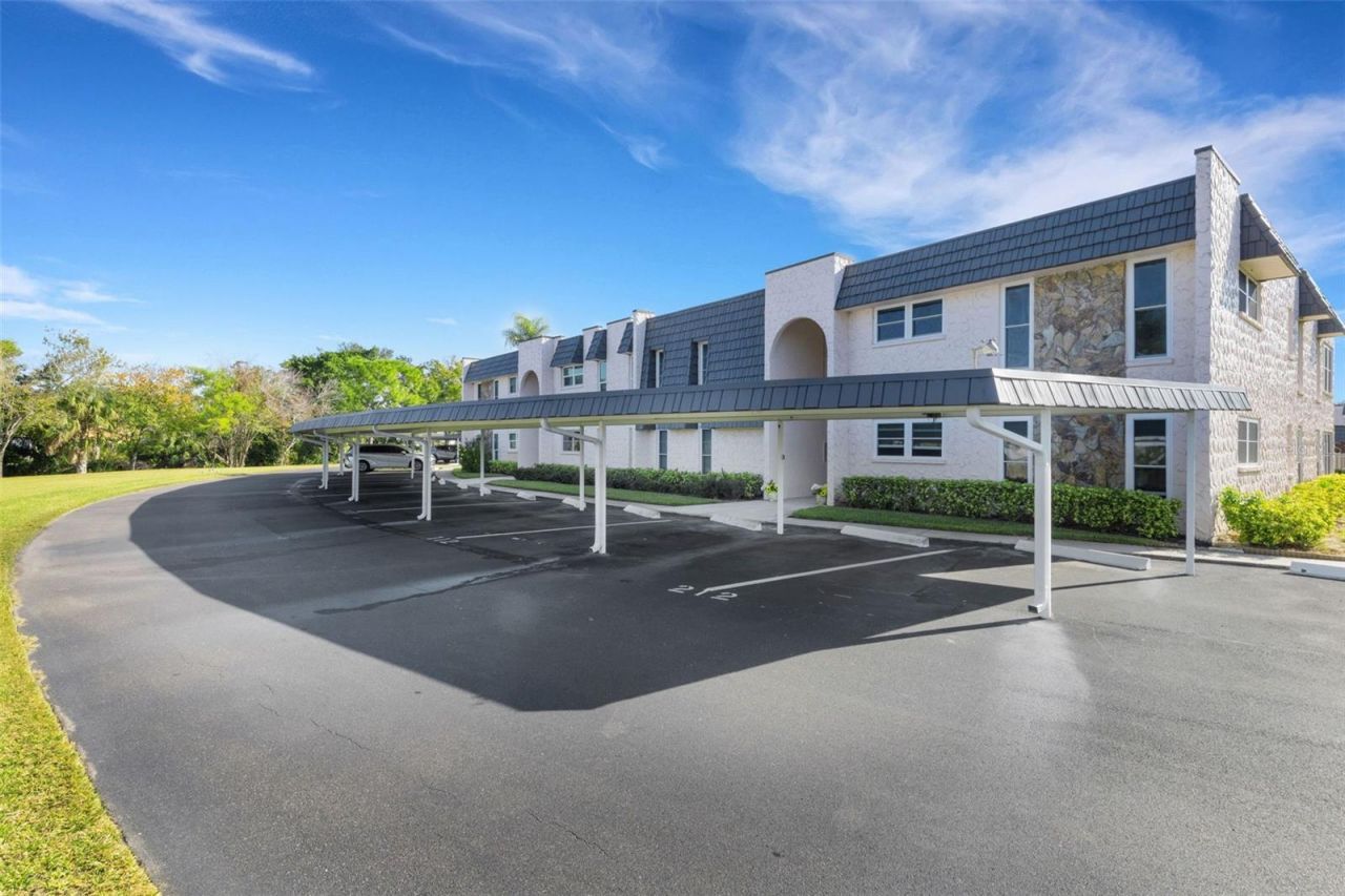 212 Fernwood Circle, Unit 212, Seminole, FL 33777 Main Photo