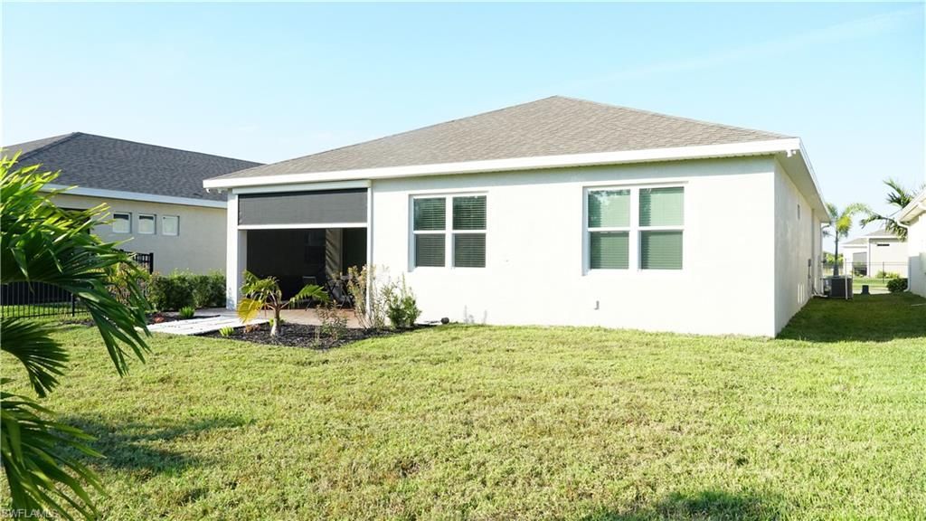 860 Heather Lake Ave, Cape Coral, FL 33993 Photo