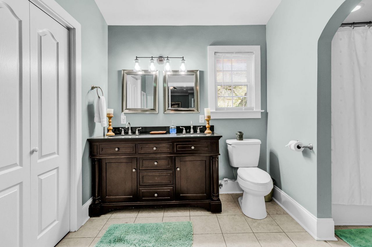 440 Woodland Shores Road Photo 22