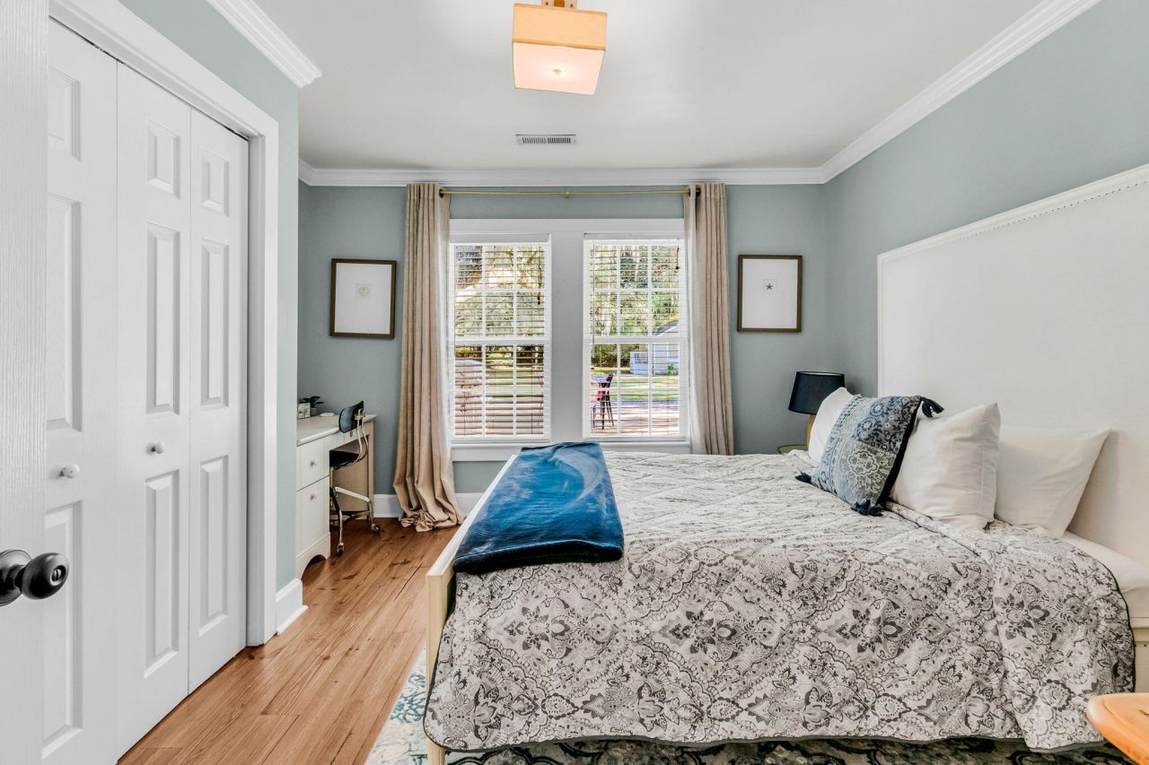 440 Woodland Shores Road Photo 24