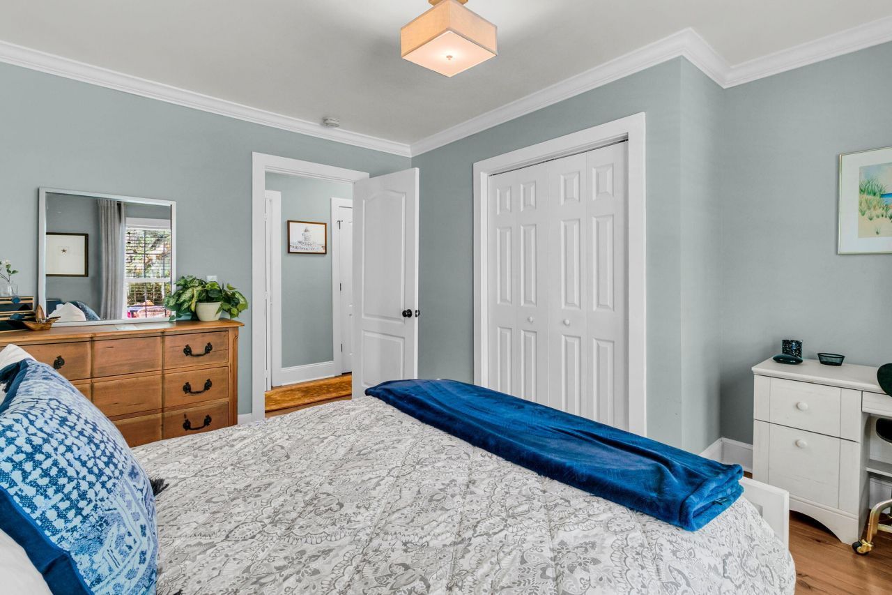 440 Woodland Shores Road Photo 25