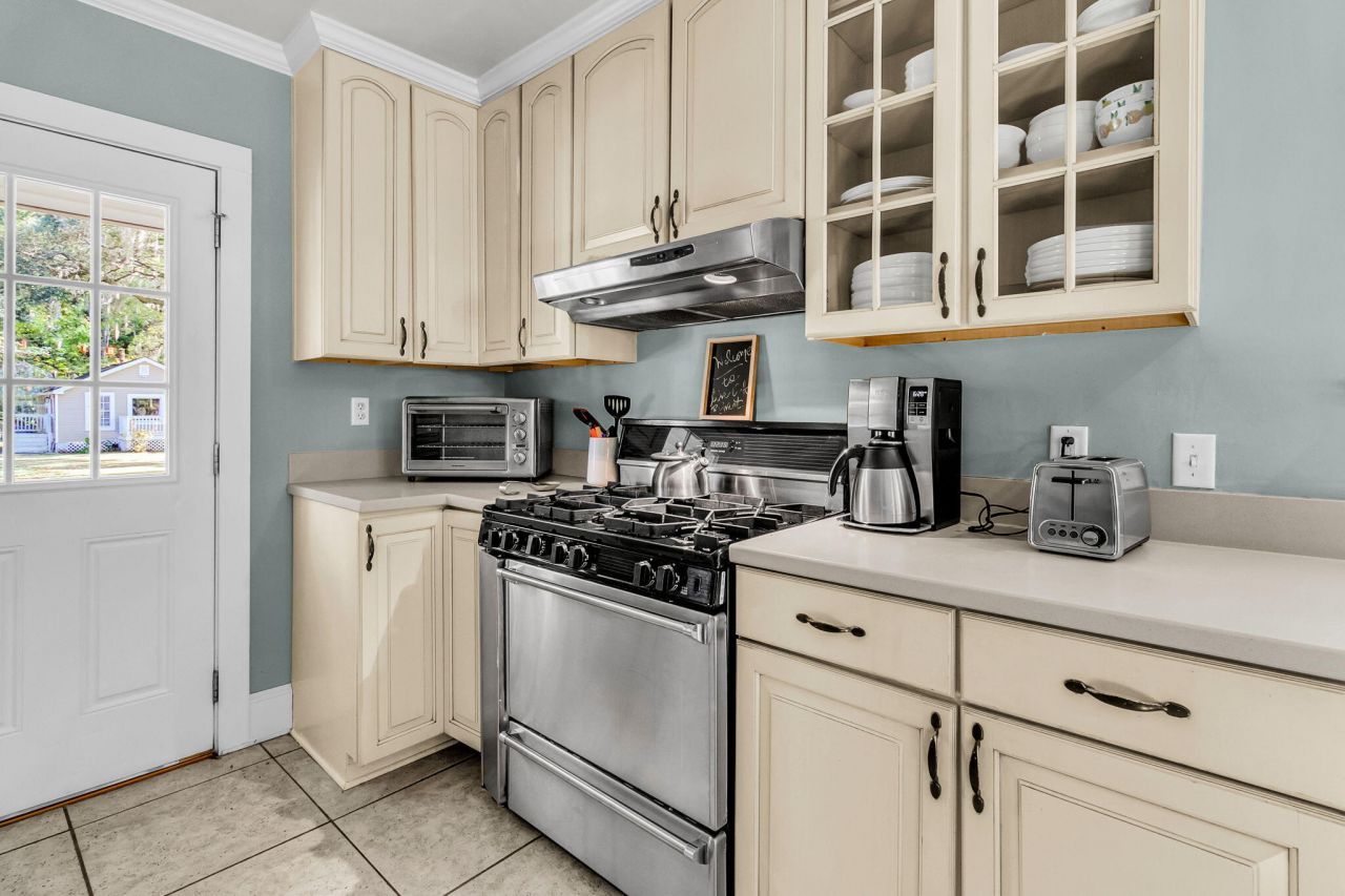 440 Woodland Shores Road Photo 33