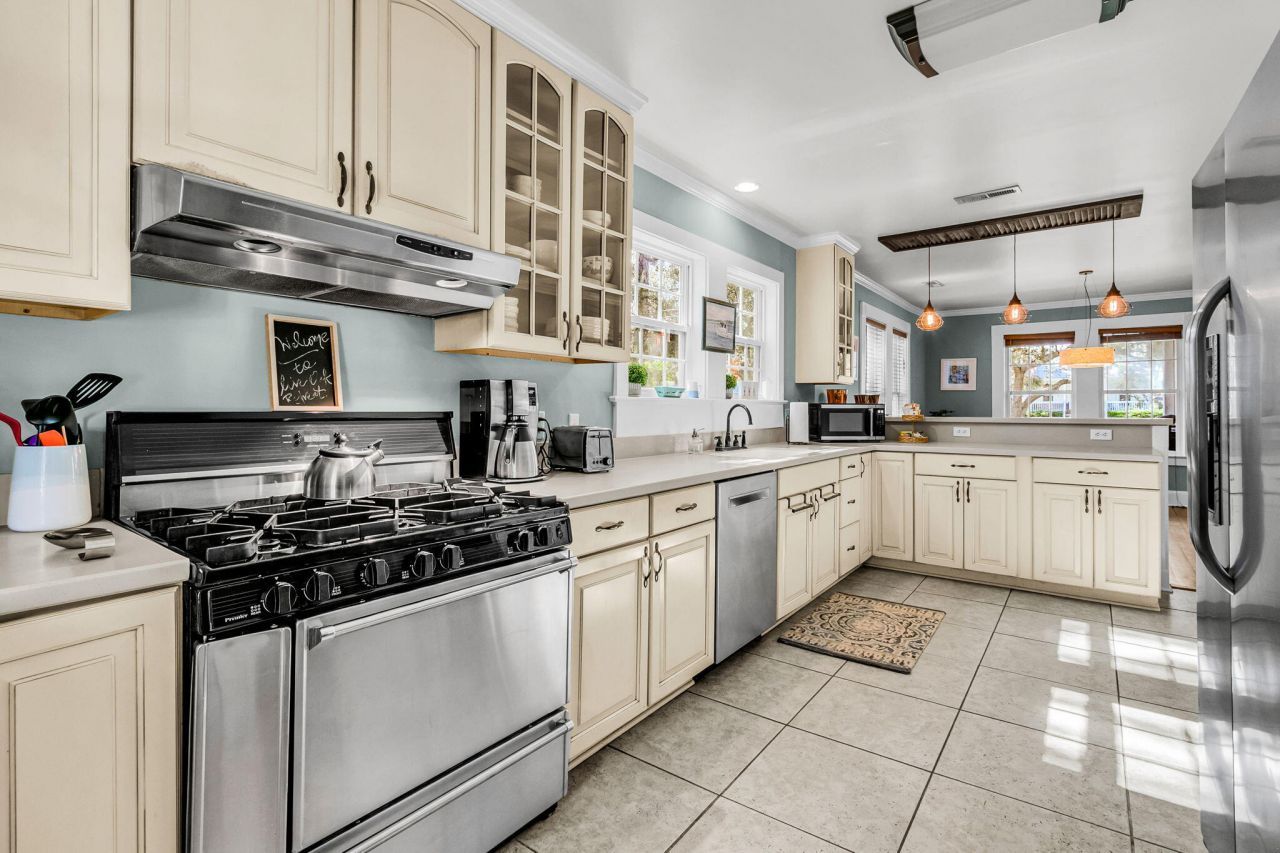 440 Woodland Shores Road Photo 34