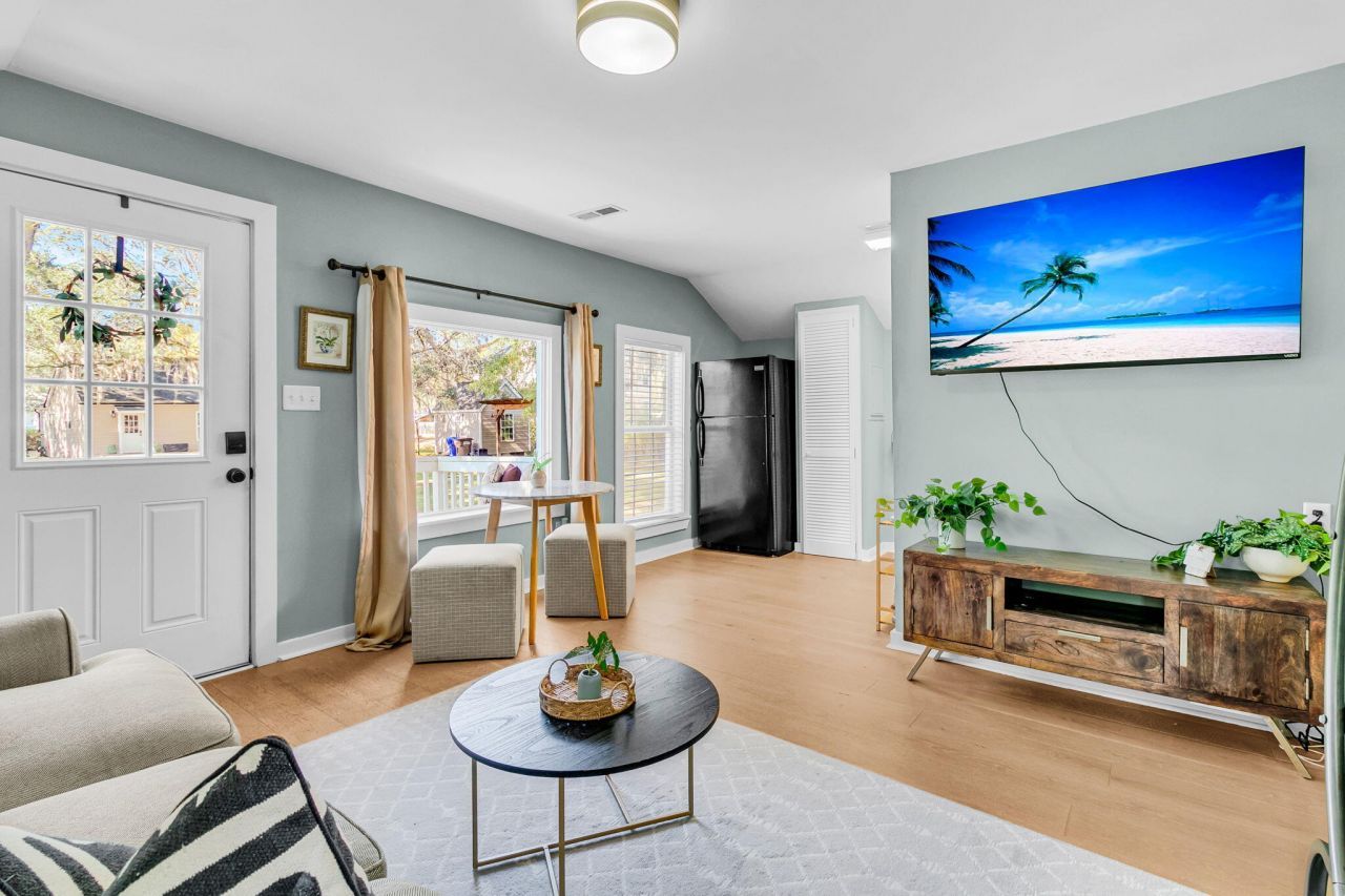 440 Woodland Shores Road Photo 44